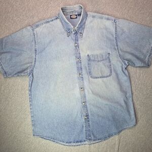 Vintage 80s/90s Classic Light Blue Denim Button-Down Shirt